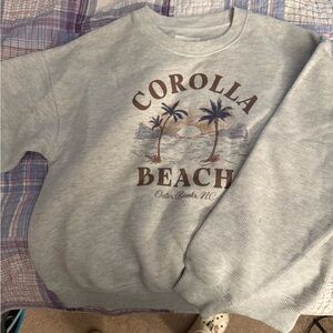 American Eagle Outfitters Light Gray Corolla Beach Graphic Crewneck
